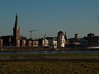 031  Blick auf die Altstadt von Oberkassel aus.